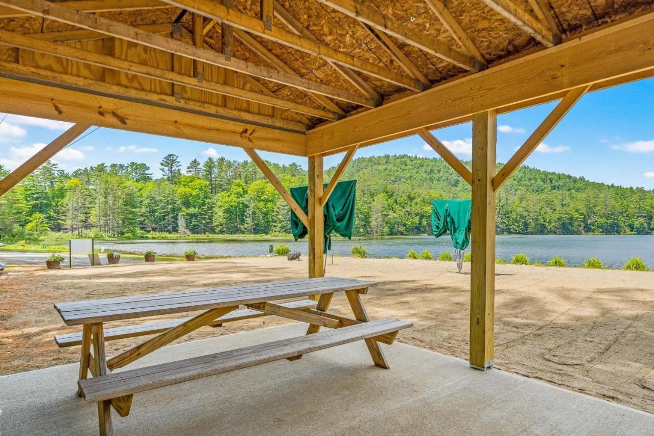 Cozy Condo By Tripp Lake Warrensburg Екстериор снимка