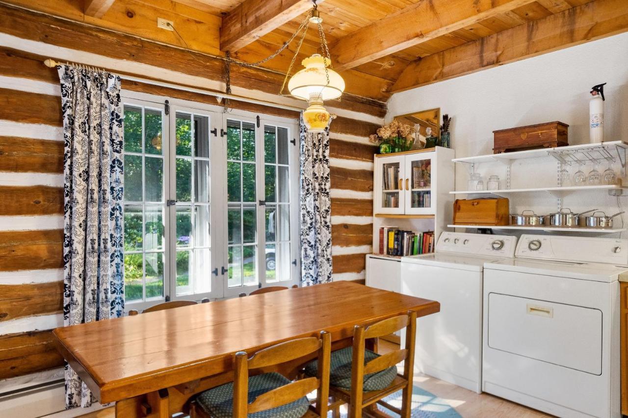 Cozy Condo By Tripp Lake Warrensburg Екстериор снимка