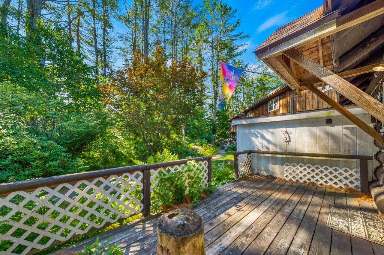 Cozy Condo By Tripp Lake Warrensburg Екстериор снимка